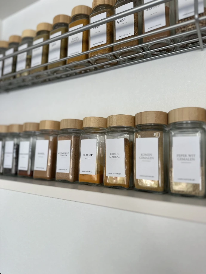 Organisation d’une pièce de vie pensée pour le quotidien d’une famille